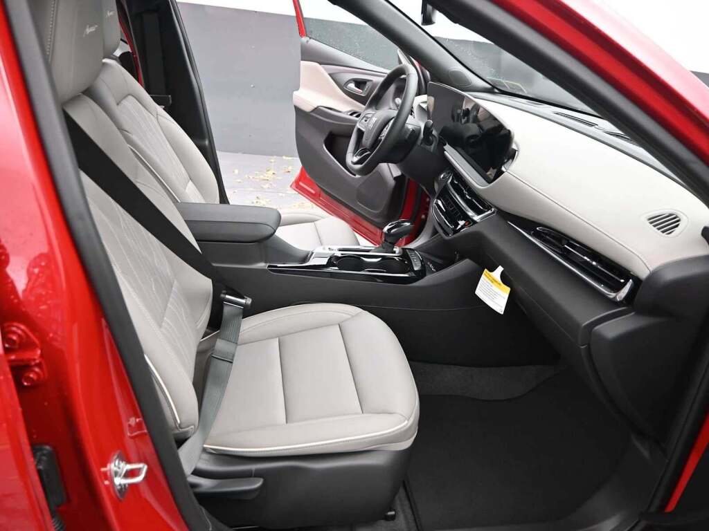 2026 Buick Envista Avenir FWD