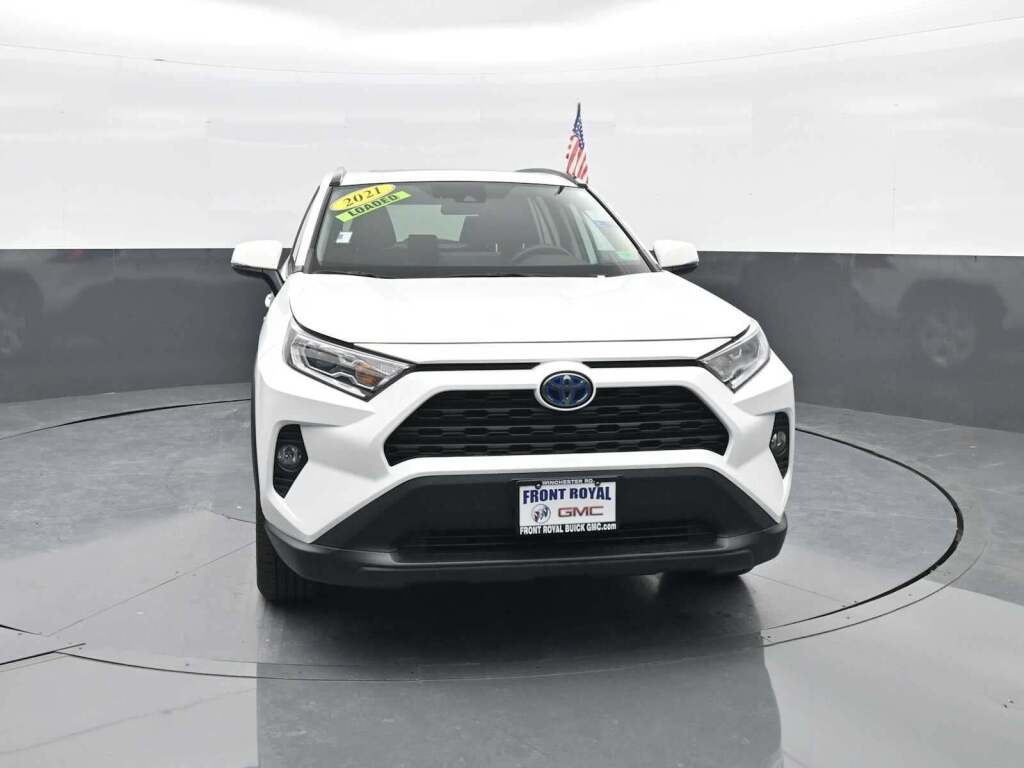 2021 Toyota RAV4 Hybrid XLE