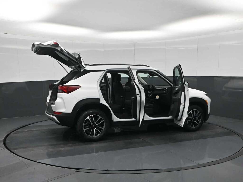 2026 Chevrolet Trailblazer FWD LT