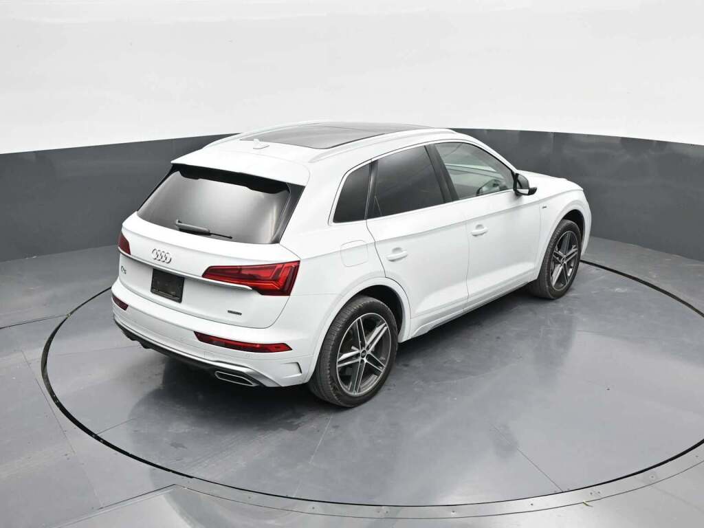 2021 Audi Q5 Premium Plus 55 TFSI e quattro S tronic