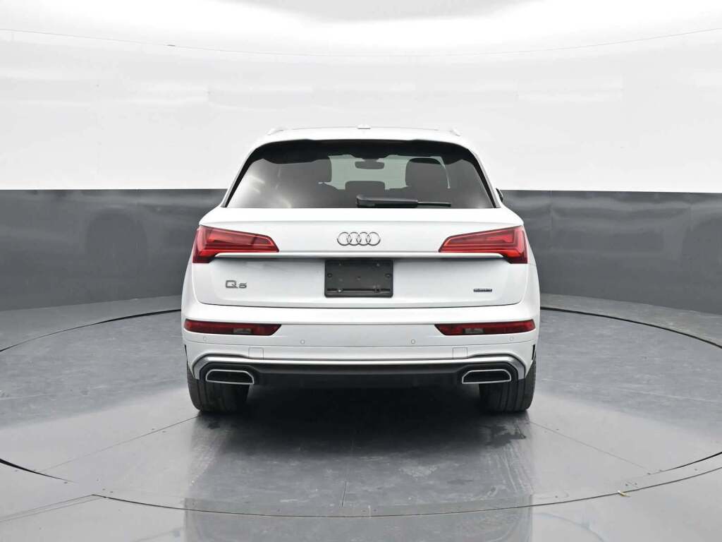 2021 Audi Q5 Premium Plus 55 TFSI e quattro S tronic