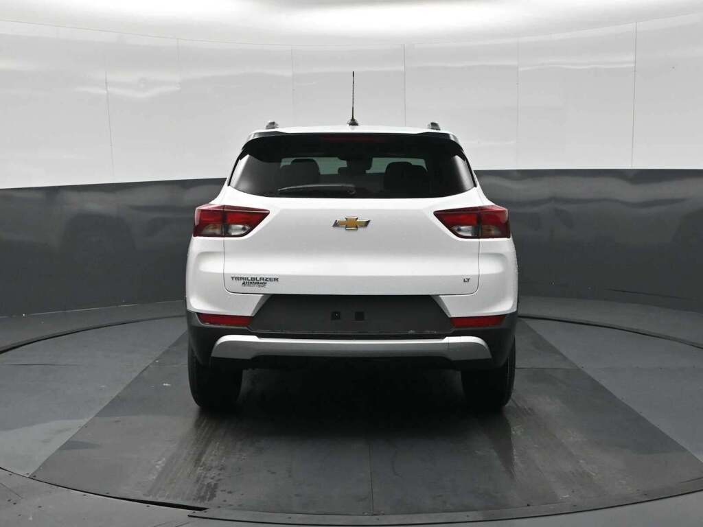 2026 Chevrolet Trailblazer FWD LT
