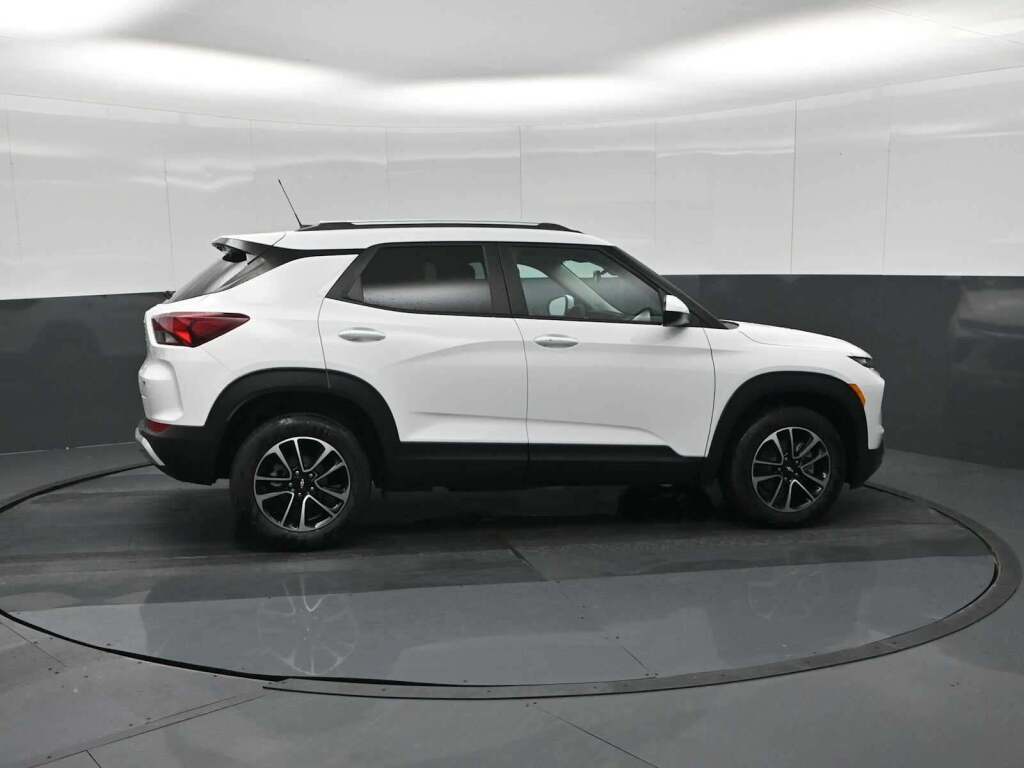 2026 Chevrolet Trailblazer FWD LT