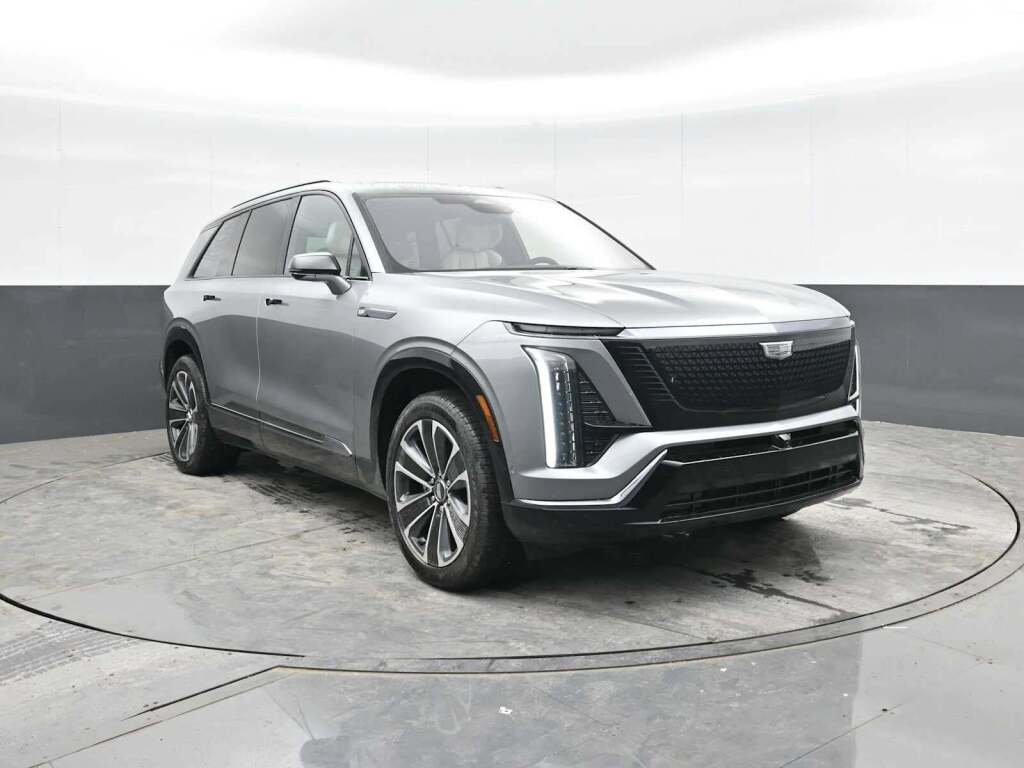 2026 Cadillac VISTIQ Sport's photo