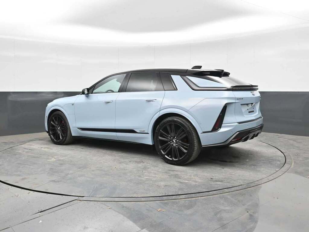 2026 Cadillac LYRIQ V-Series AWD