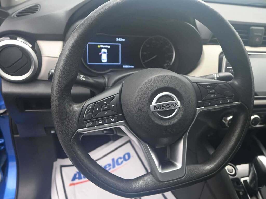 2021 Nissan Versa SV Xtronic CVT