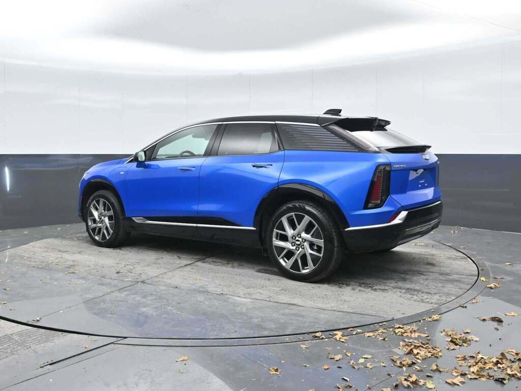 2026 Cadillac OPTIQ Luxury