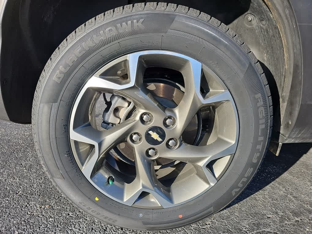 2025 Chevrolet Trax FWD LT