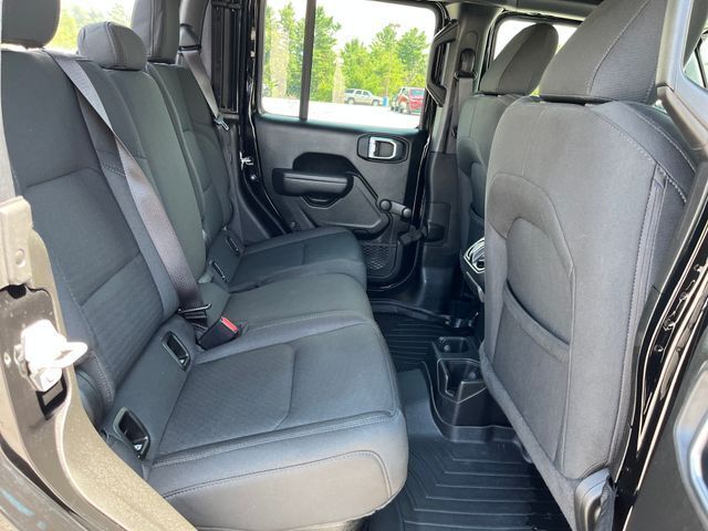 2022 Jeep Gladiator Sport 4x4