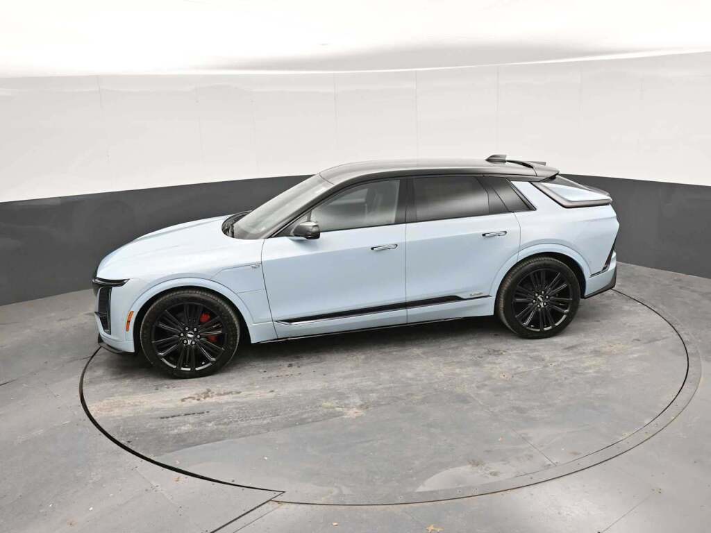 2026 Cadillac LYRIQ V-Series AWD