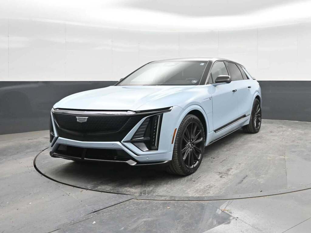 2026 Cadillac LYRIQ V-Series AWD