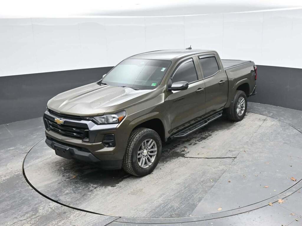2023 Chevrolet Colorado 4WD Crew Cab Short Box LT