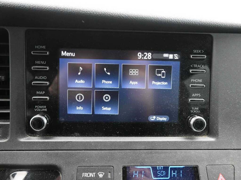 2020 Toyota Sienna L