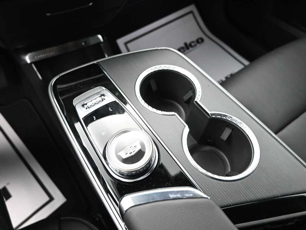 2025 Cadillac LYRIQ Luxury 1 RWD