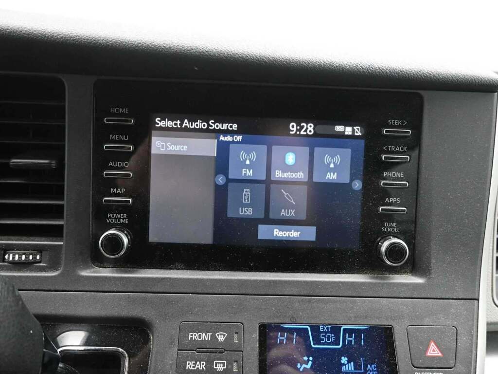 2020 Toyota Sienna L