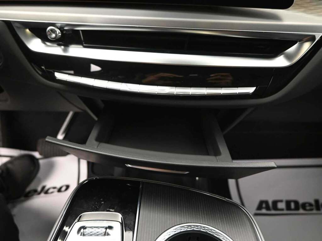 2025 Cadillac LYRIQ Luxury 1 RWD