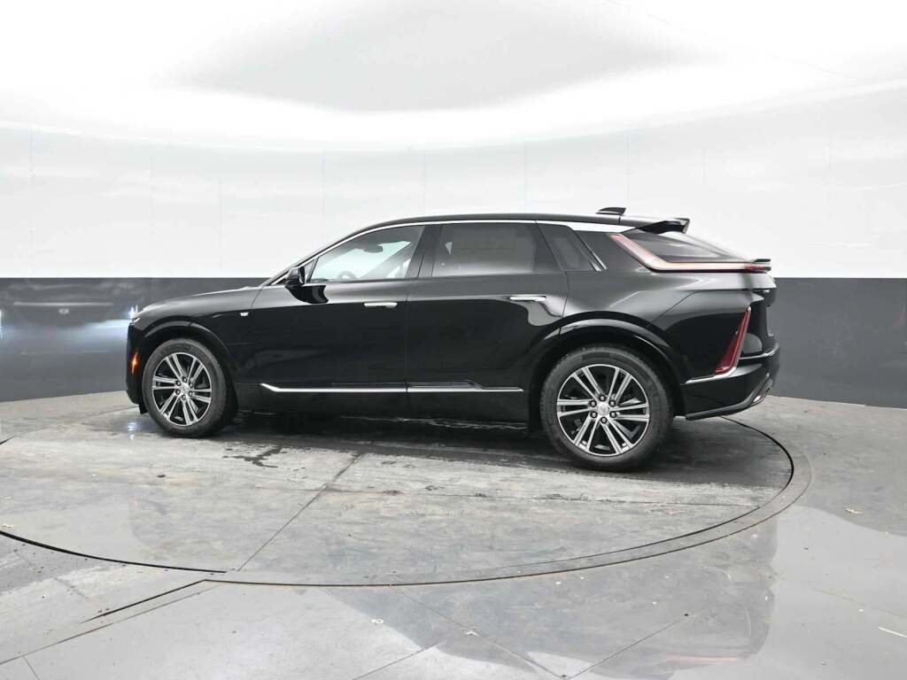 2025 Cadillac LYRIQ Luxury 1 RWD