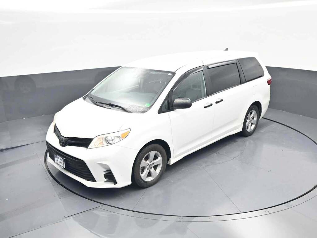 2020 Toyota Sienna L