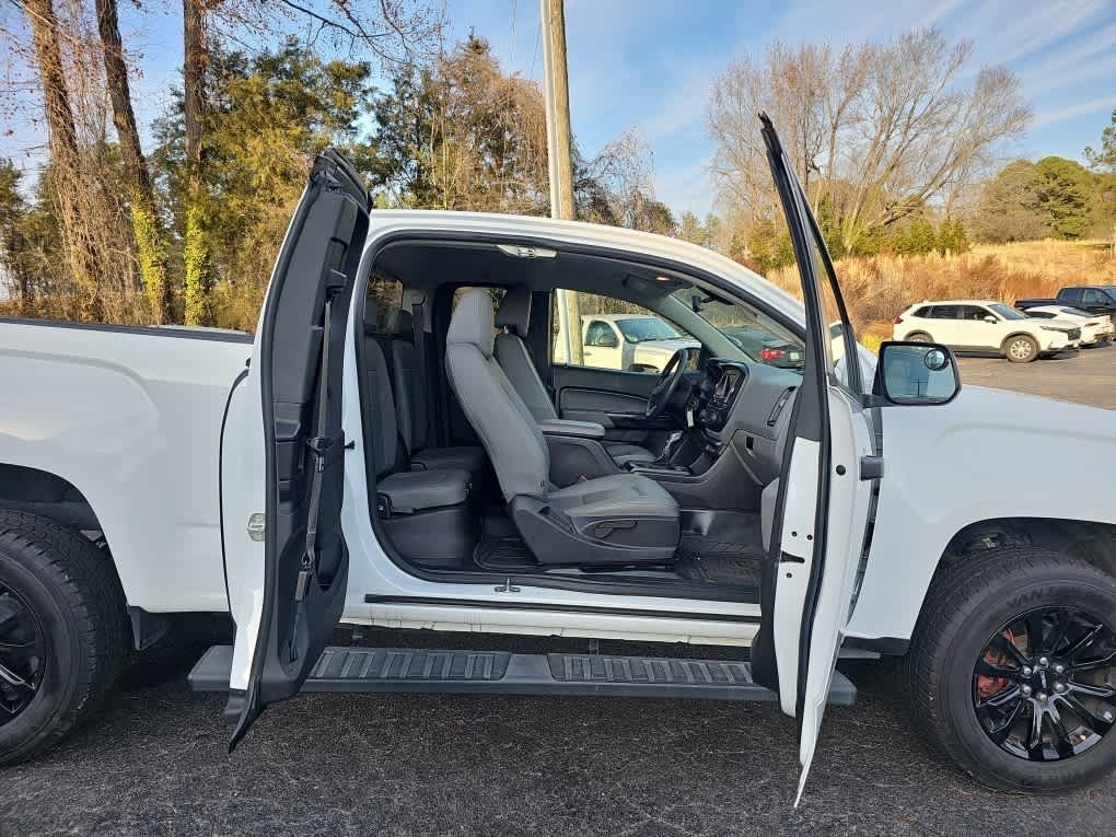 2022 GMC Canyon 2WD Extended Cab Elevation Standard