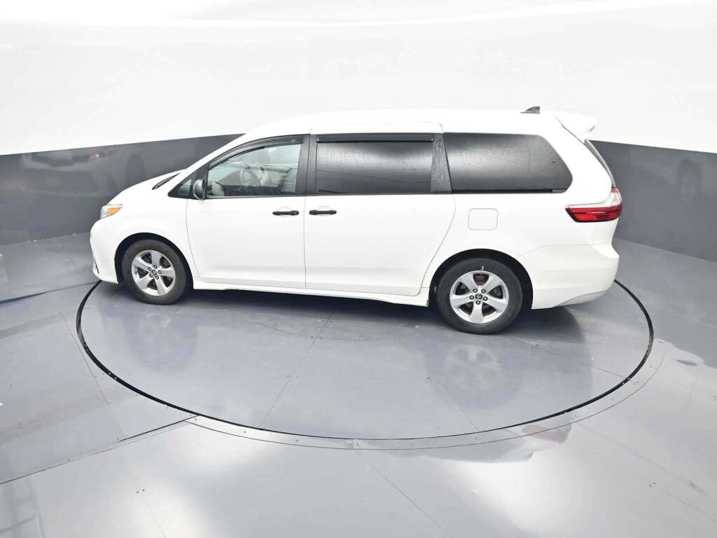 2020 Toyota Sienna L