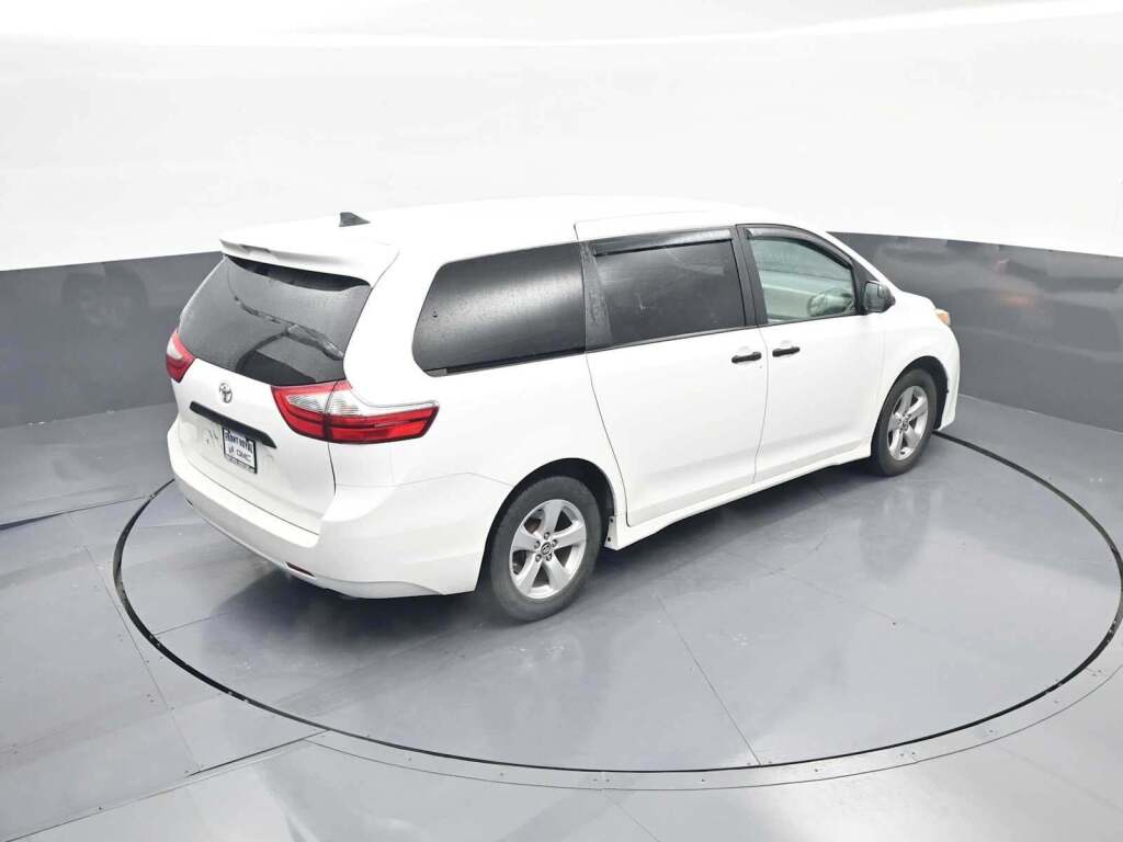 2020 Toyota Sienna L