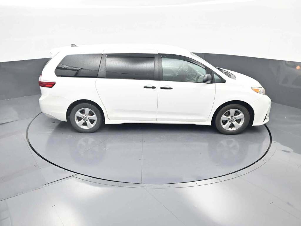 2020 Toyota Sienna L