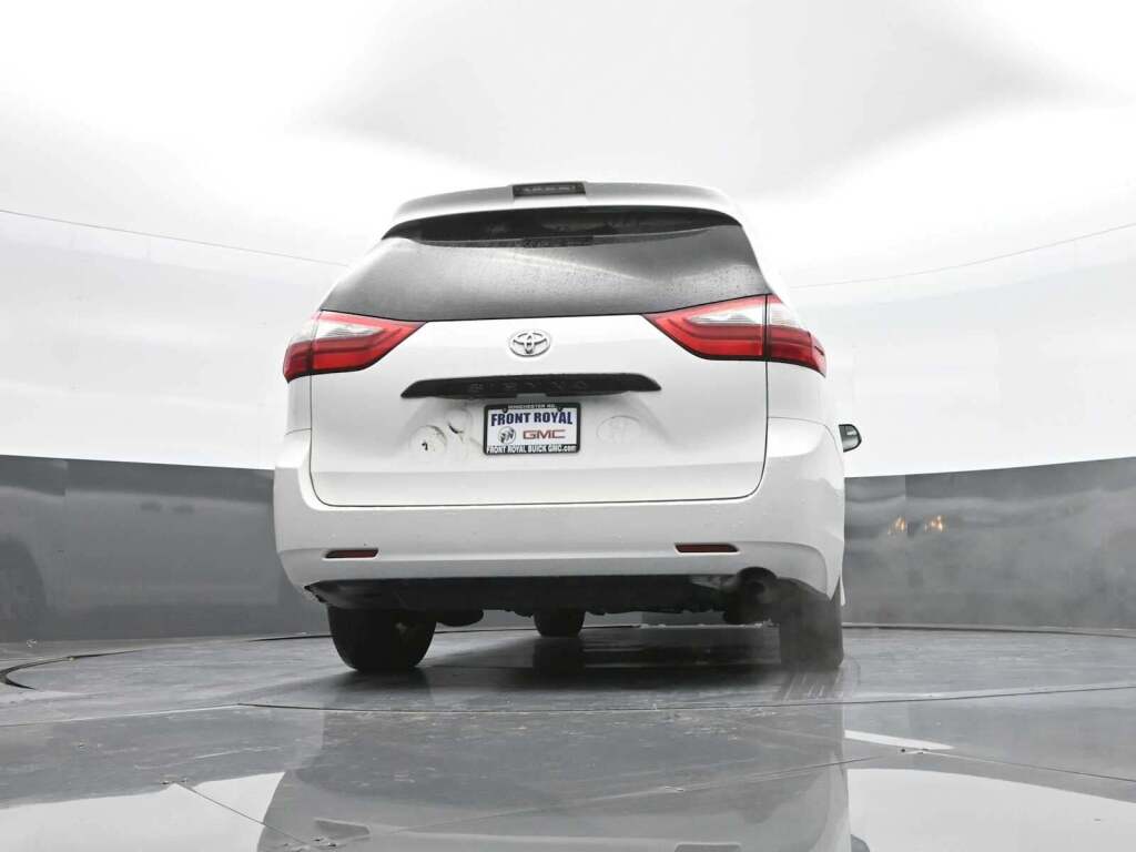 2020 Toyota Sienna L