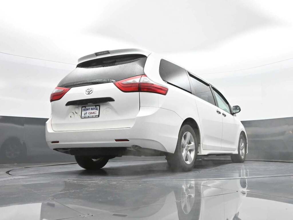 2020 Toyota Sienna L