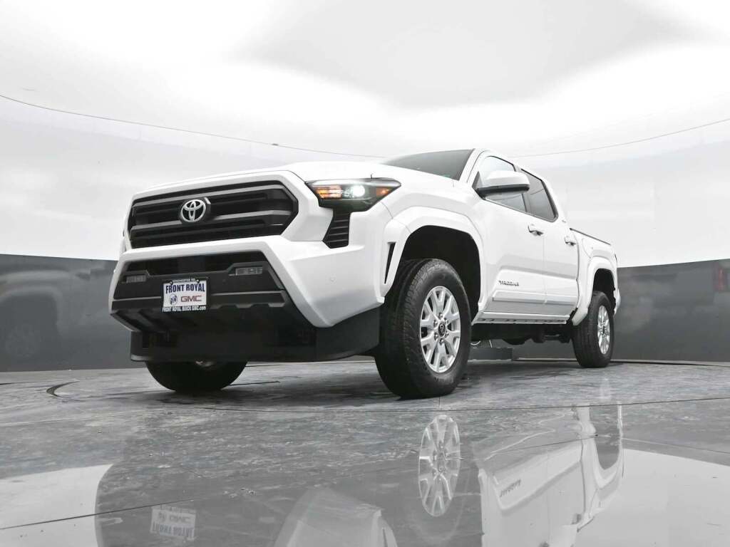 2024 Toyota Tacoma SR5