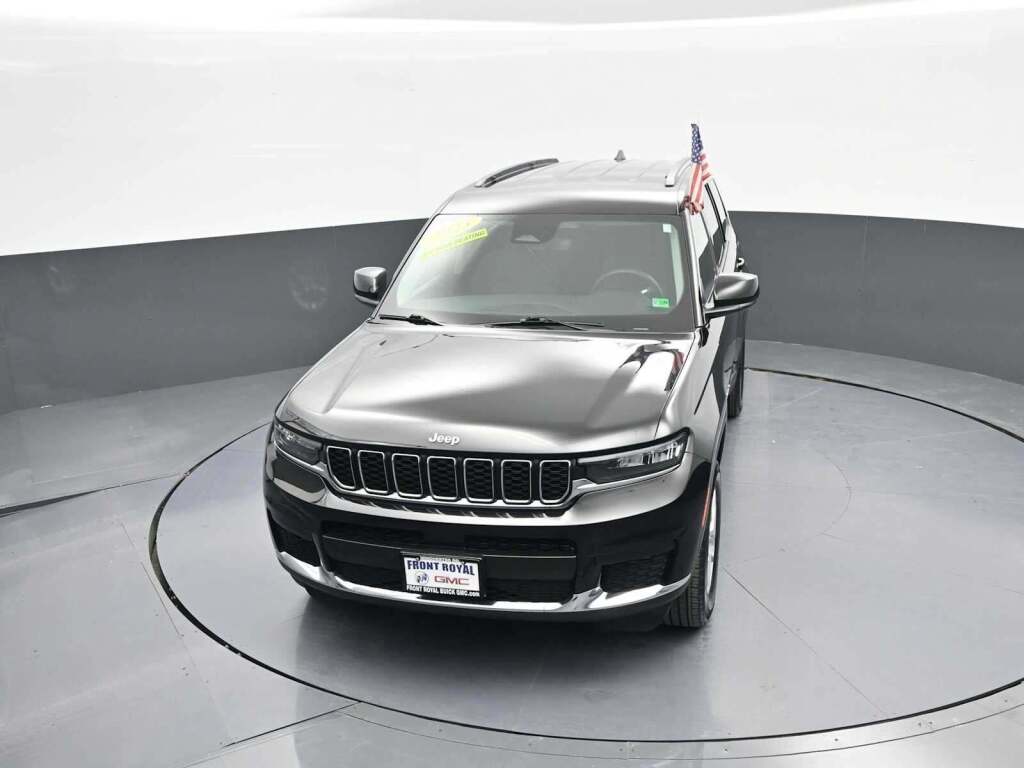 2023 Jeep Grand Cherokee L Laredo 4x4