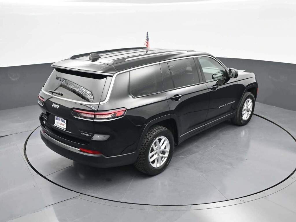 2023 Jeep Grand Cherokee L Laredo 4x4