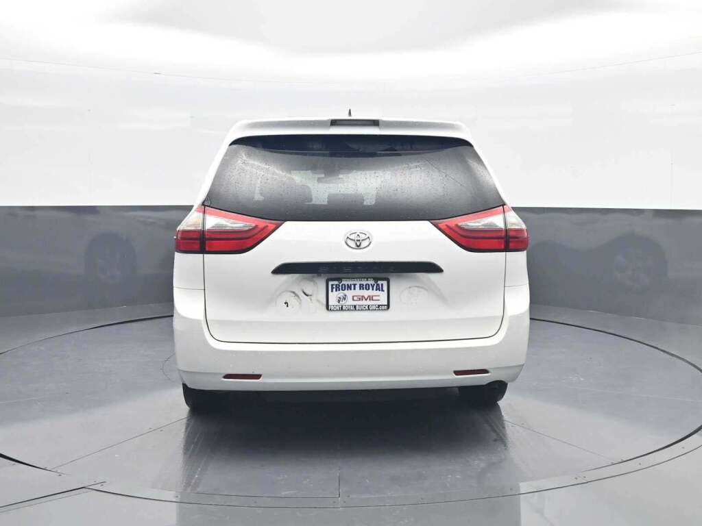 2020 Toyota Sienna L