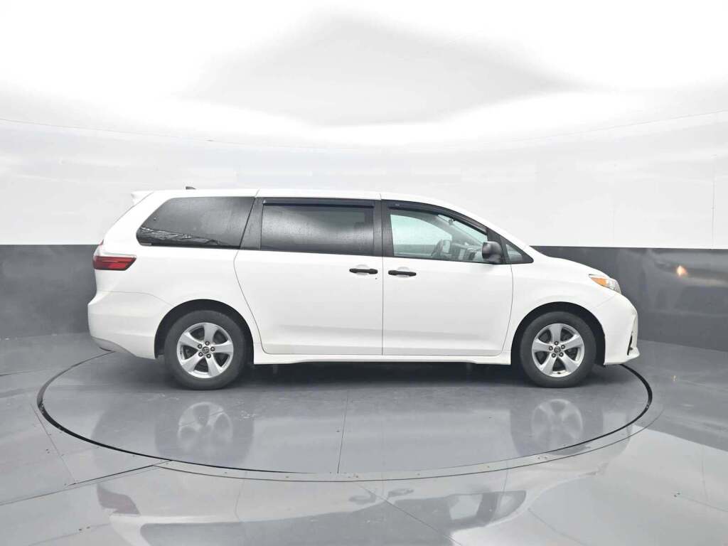 2020 Toyota Sienna L