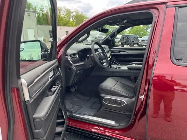 2024 Jeep Wagoneer Series II Carbide 4x4