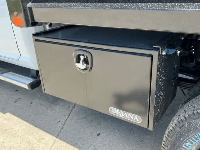 2024 Ram 3500 Chassis Tradesman/SLT