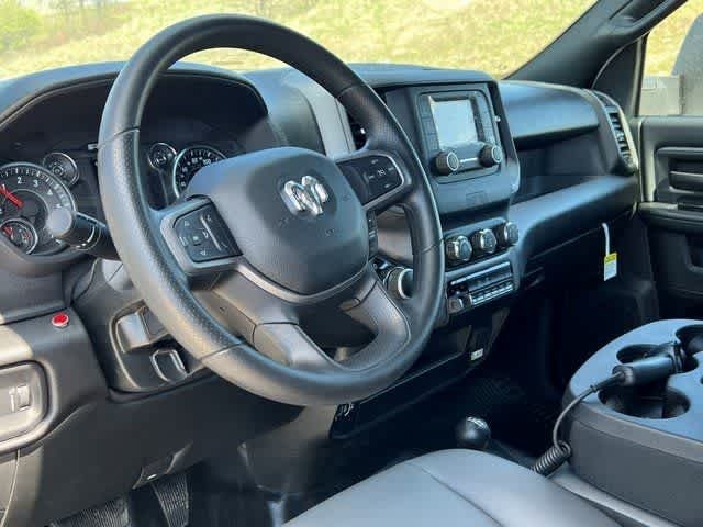 2024 Ram 3500 Chassis Tradesman/SLT