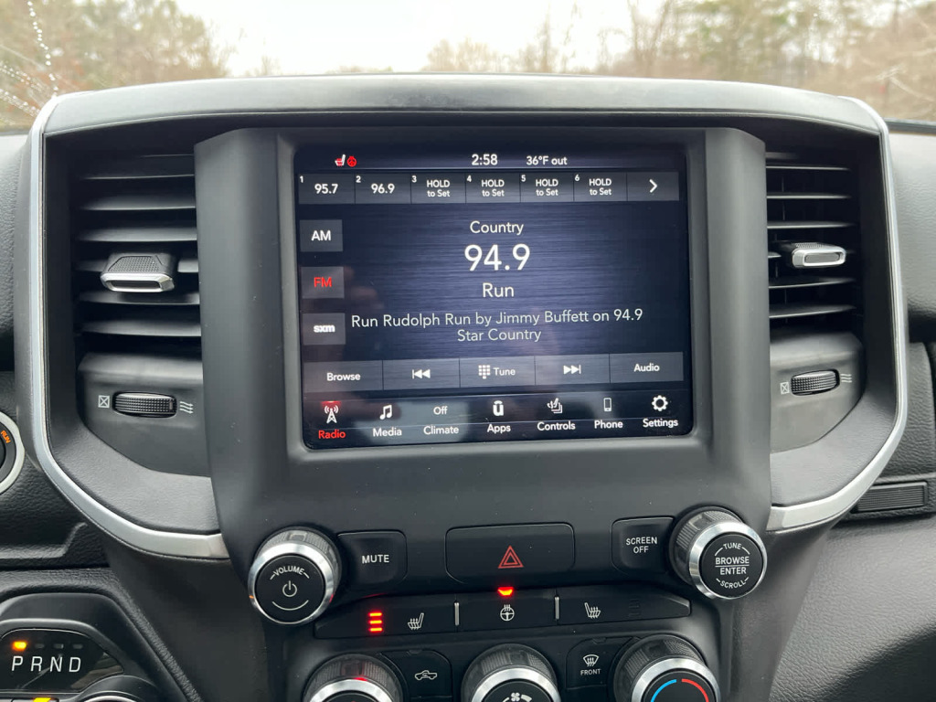 2021 Ram 1500 Big Horn Crew Cab 4x4 6'4" Box