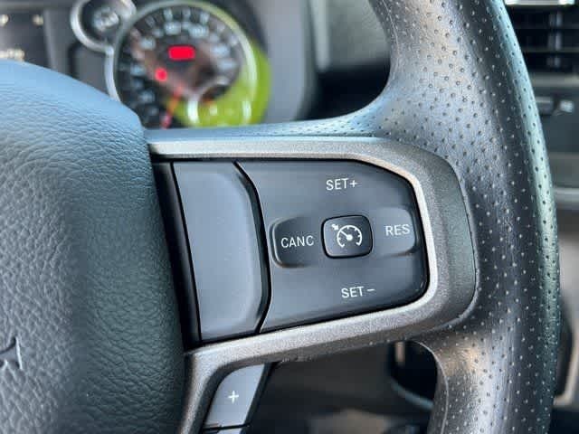 2024 Ram 3500 Chassis Tradesman/SLT