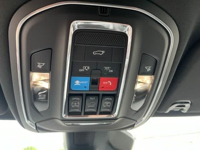 2024 Jeep Wagoneer Series II Carbide 4x4