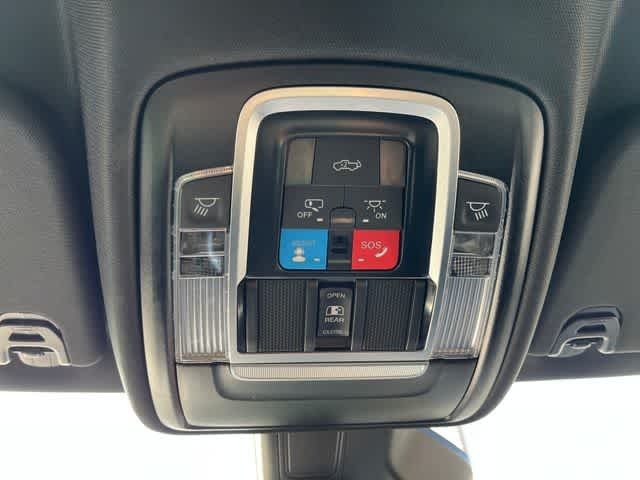 2025 Ram 1500 Big Horn Crew Cab 4x4 5'7" Box