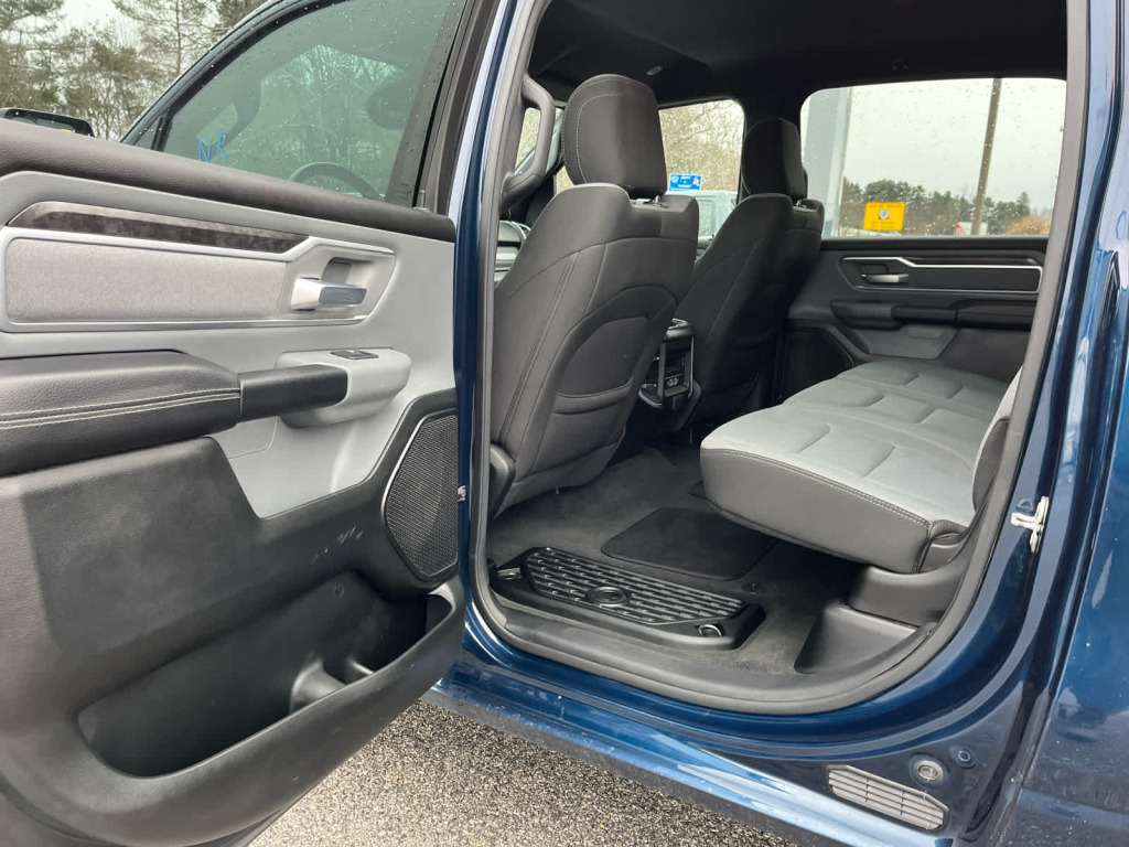 2021 Ram 1500 Big Horn Crew Cab 4x4 6'4" Box