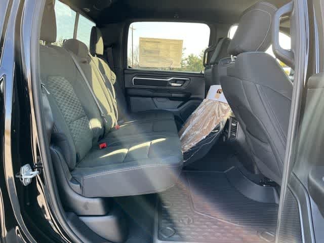 2025 Ram 1500 Big Horn Crew Cab 4x4 5'7" Box