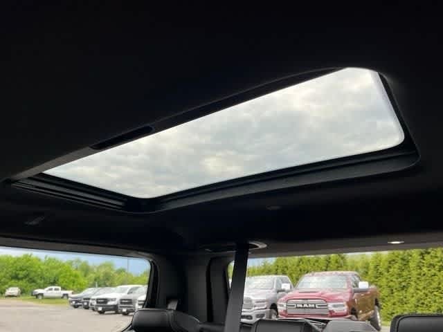 2024 Jeep Wagoneer Series II Carbide 4x4