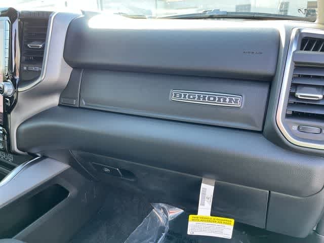 2025 Ram 1500 Big Horn Crew Cab 4x4 5'7" Box