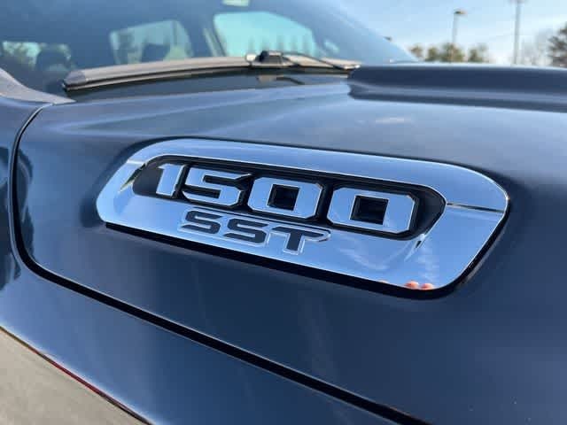 2025 Ram 1500 Big Horn Crew Cab 4x4 5'7" Box