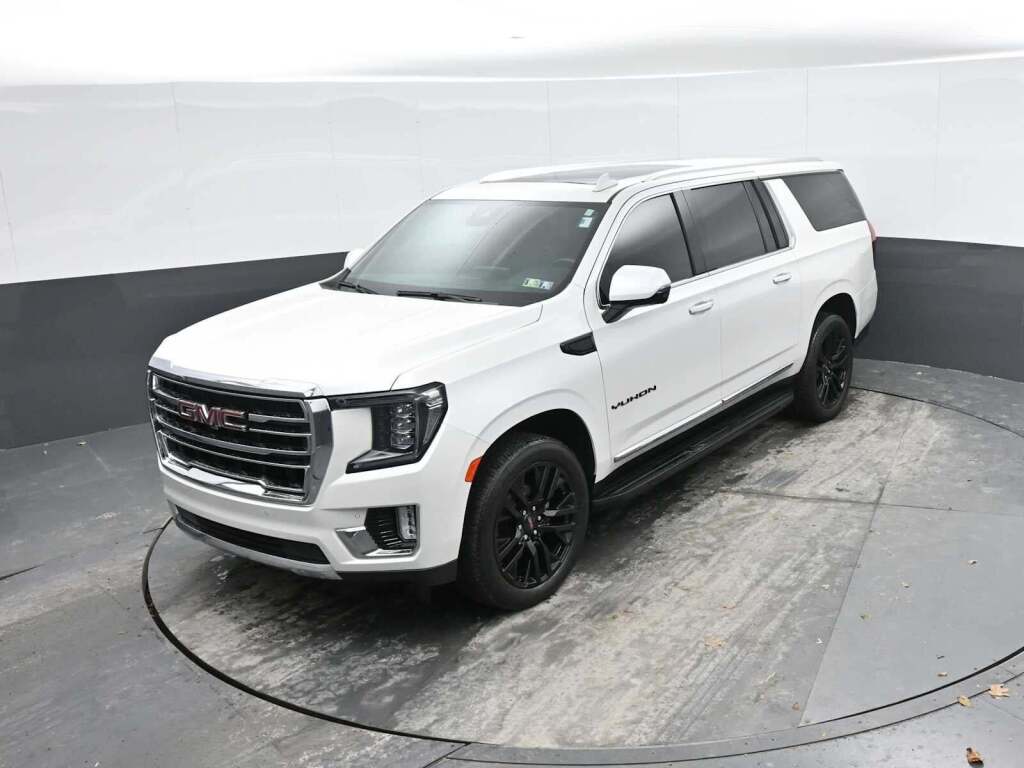 2023 GMC Yukon XL 4WD SLT