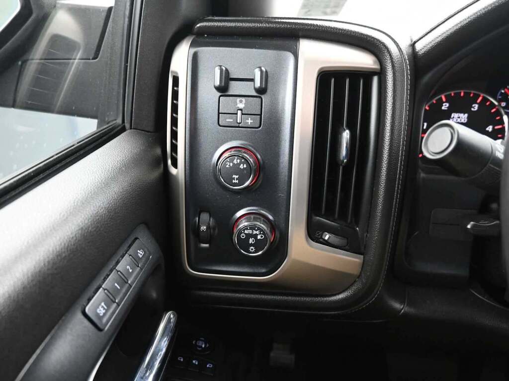 2015 GMC Sierra 2500HD Denali