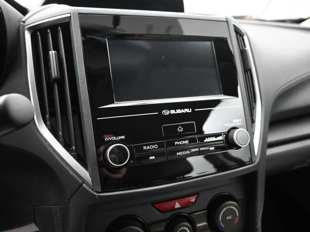 2017 Subaru Impreza 2.0i