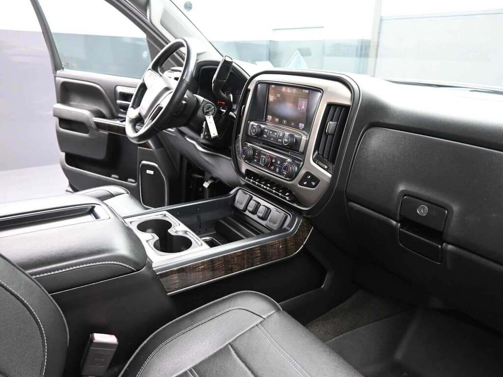 2015 GMC Sierra 2500HD Denali