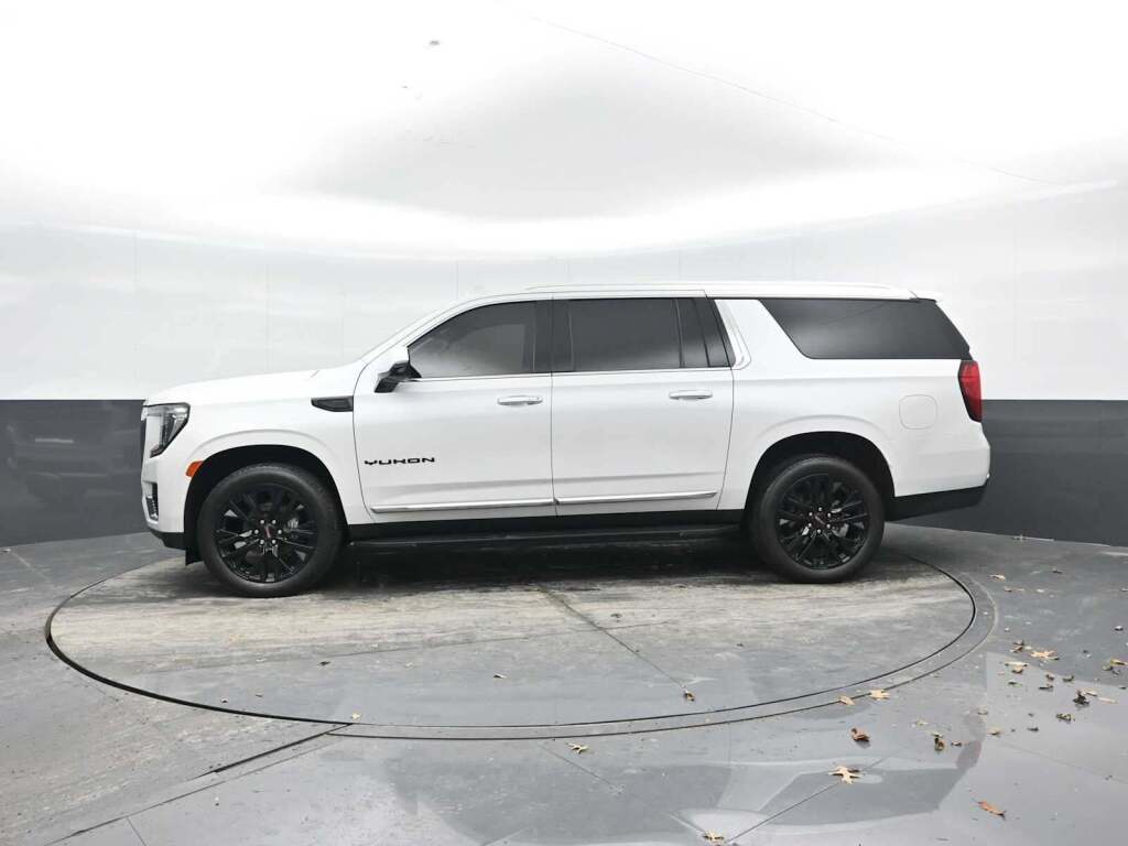 2023 GMC Yukon XL 4WD SLT